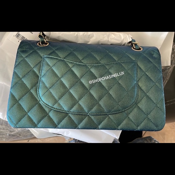 Chanel medium classic flap limited edition iridescent green 22p - Picture 5 of 9